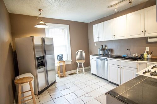 966 Mathews St, Atlanta GA 30310-2631 exterior