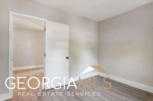 1386 Highgrove Way, Atlanta GA  30349-7510 exterior