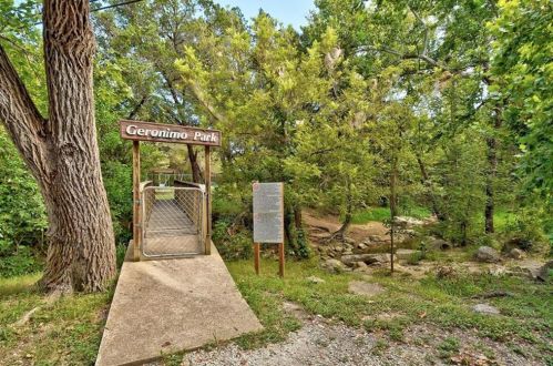 14412 Debba Dr, Austin TX 78734 exterior