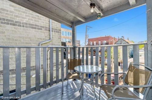 1622 Western Ave, Chicago IL  60647-5322 exterior