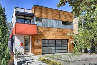 3919 37 Ave, Seattle WA  98118-2215 exterior