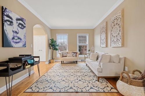 2419 Orchard Dr, Pittsburgh PA  15241-2542 exterior