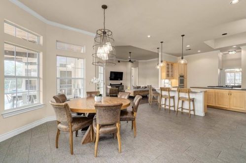 1105 Crystal Crk Dr, Austin TX 78746-4728 exterior