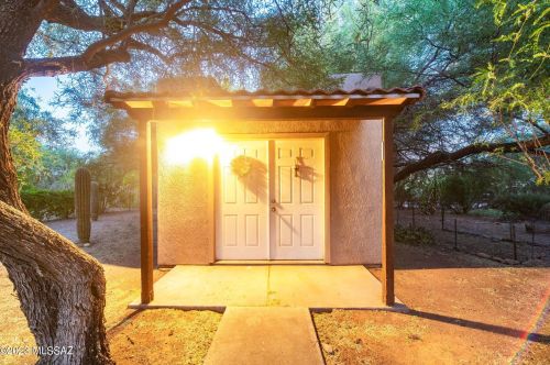 5470 Edwin Rd, Tucson AZ 85739-1924 exterior