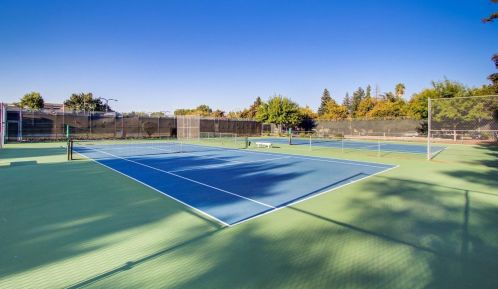 1419 Lk Blvd, Davis CA 95616-2635 exterior