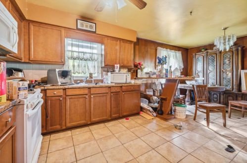 3140 Cherry Vly Dr, Atlanta GA 30316-4828 exterior