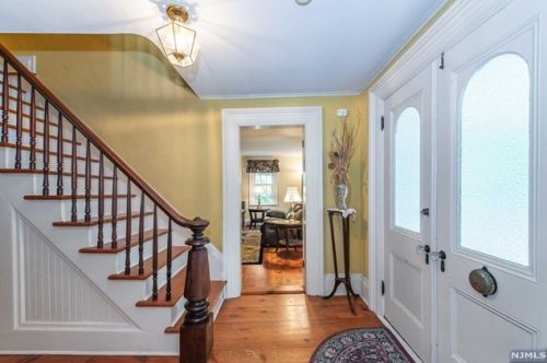 1687 County Rd 565, Wantage NJ 07461-4809 exterior