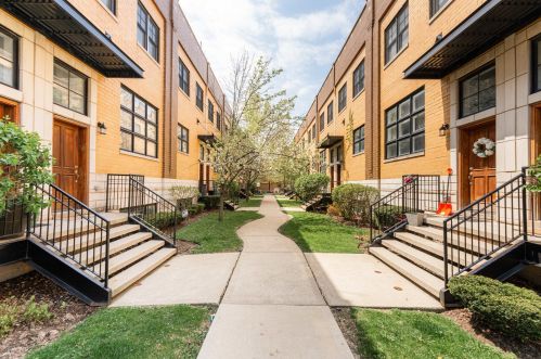 2060 Stave St, Chicago IL  60647-4136 exterior