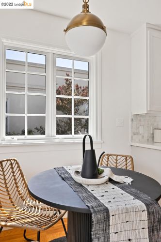 1614 Capistrano Ave, Berkeley CA 94707-1803 exterior