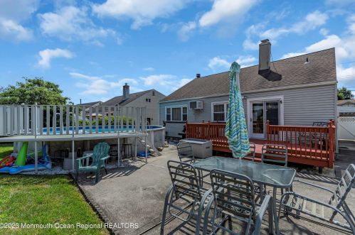 865 Barry Ave, Perth Amboy NJ 08861-1626 exterior