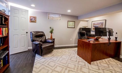 895 Parkside Ave, Elmhurst IL 60126-5027 exterior