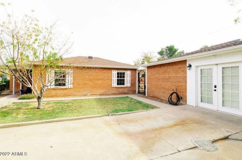 2335 Fairmount Ave, Phoenix AZ 85016-6718 exterior