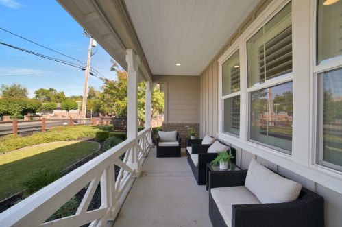 4924 Laurel Dr, Concord CA  94521-1446 exterior