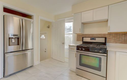 10742 Whipple St, Chicago IL 60655-2008 exterior