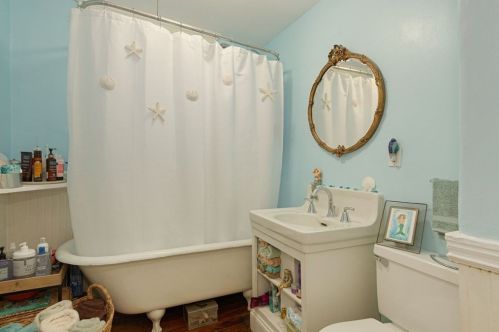 25 Robinwood Ave, Boston MA  exterior