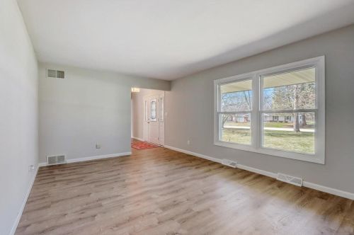 4870 82, Milwaukee WI 53220-4219 exterior