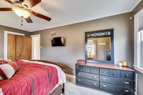 3320 Newcastle Ave, Chicago IL 60634-2355 exterior