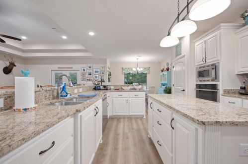 9088 Tara Cir, Milton FL 32583-8147 exterior