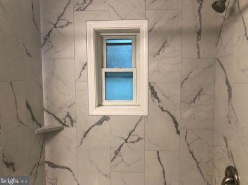 704 Walnut St, Lancaster PA  17602-2435 exterior