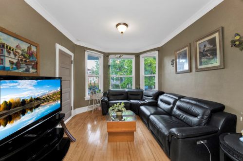 2524 Ridgeway Ave, Chicago IL  60623-3830 exterior