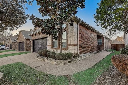 3013 Bans Crown Blvd, Frisco TX 75056-5850 exterior