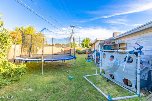 6107 12 Pl, Phoenix AZ 85014-6707 exterior