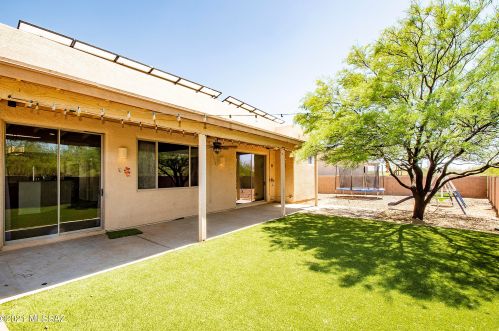 7972 Hawk Eagle Ct, Tucson AZ  85757-1643 exterior