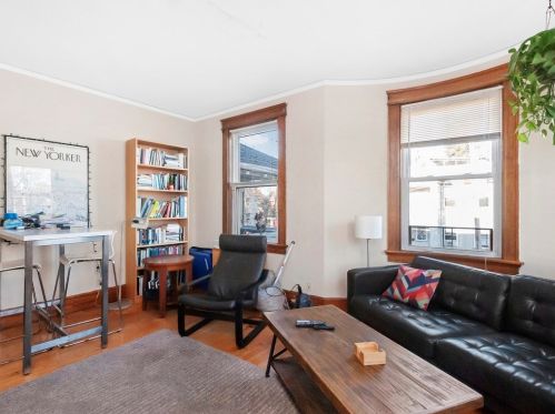 397 Linwood Ave, Newton MA 02460-1342 exterior