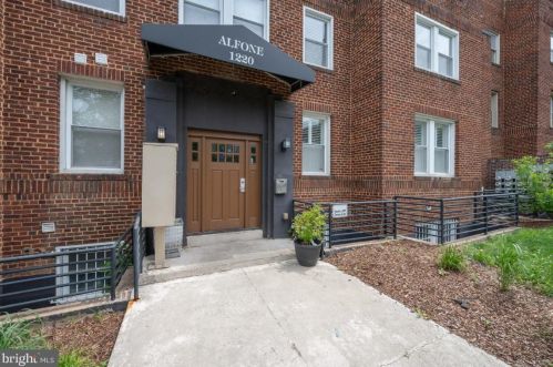 1220 Holbrook Ter, Washington DC  20002-2760 exterior