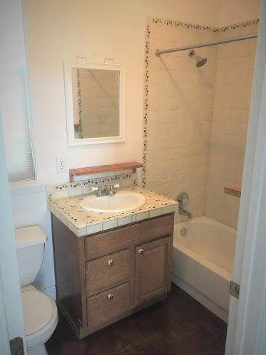 1070 Miles St, Tucson AZ 85719-6140 exterior