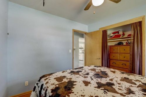 4212 96, Milwaukee WI 53222-1531 exterior