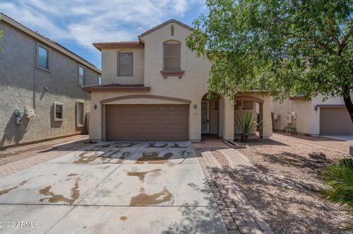 5327 7th Dr, Phoenix, AZ 85041-3938