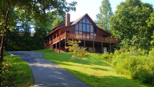 230 Foxberry Ln, Unaka, NC 28906-8963