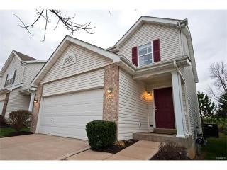 1622 Hurstborough Manor Dr, Hazelwood, MO 63042-1584