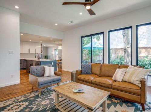 570 Hambrick Rd, Dallas TX  75218-1745 exterior