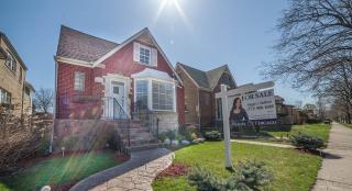 5447 Laporte Ave, Chicago IL  60630-1529 exterior