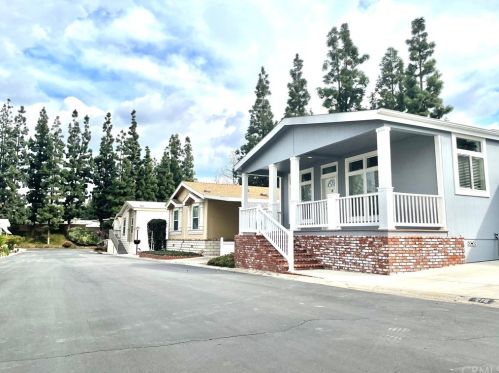 2851 Rolling Hills Dr, Fullerton CA  92835-2379 exterior