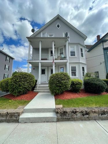 454 Winter St, Woonsocket RI 02895-1176 exterior