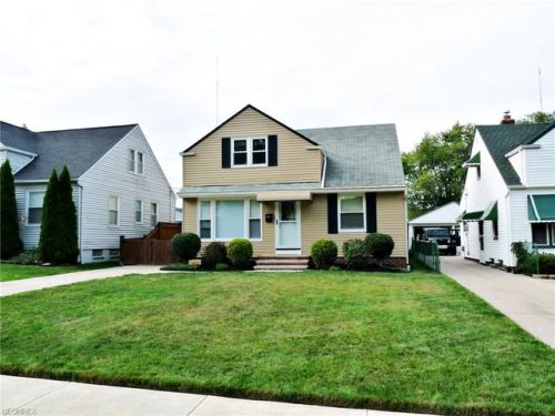 2426 Klusner Ave, Cleveland, OH 44134-5010