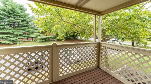 306 Foxcroft Cir, Limerick PA 19468-1538 exterior