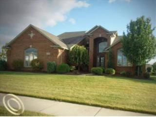 21316 Course Dr, Macomb Township, MI 48042-4312