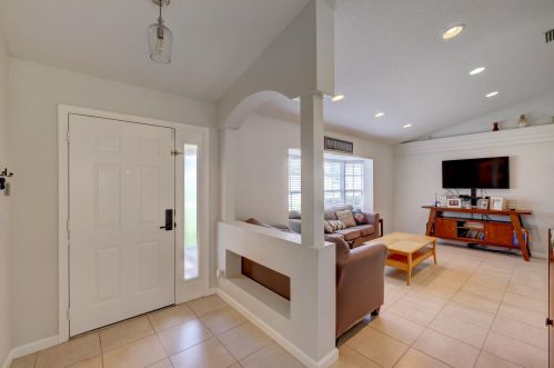 3419 Fashoda St, Fort Pierce, FL 34953-4643