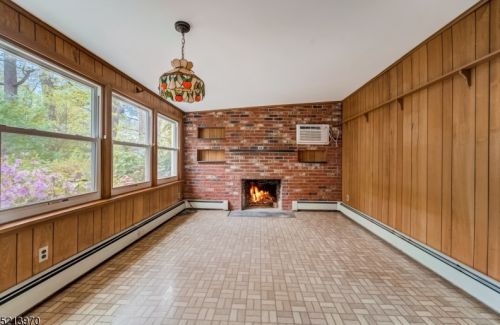 54 Nishuane Rd, Montclair NJ  07042-2425 exterior