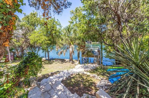 3005 Brass Buttons Trl, Austin TX 78734-2401 exterior