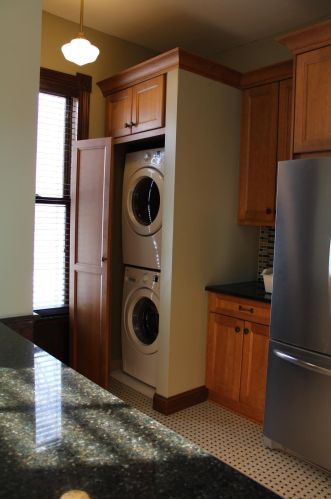 284 Duke St, Saint Paul MN 55102-3202 exterior