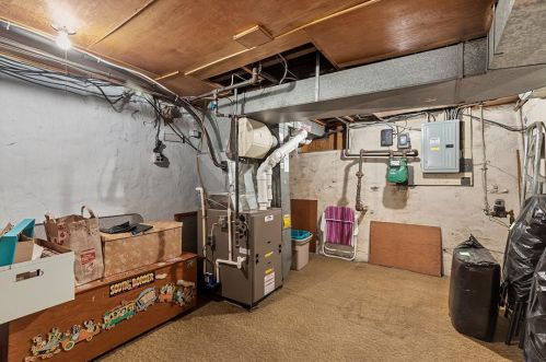 186 45 St, Pittsburgh PA 15201-3056 exterior