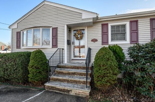 165 Hopkinson Ave, Piscataway, NJ 08854-2550