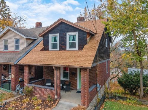 2744 Connecticut Ave, Pittsburgh PA  15216-1933 exterior