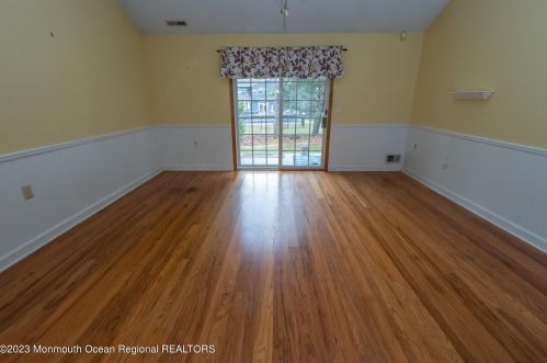 30 Baker Dr, Jackson Twp NJ 08527 exterior