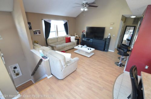 1203 Bluebell Dr, Jackson Twp NJ 08527-4116 exterior